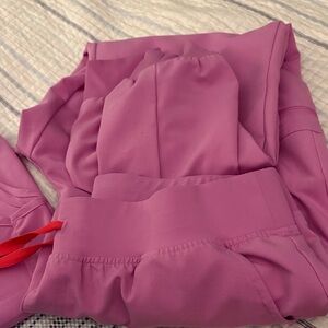 Figs Technical Collection in Soft Pink